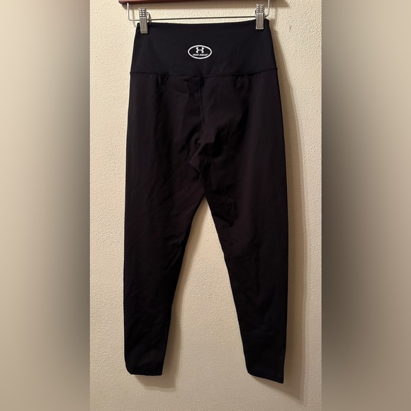 UA UNDER ARMOUR Leggings EUC LIKE NEW Medium - Picture 8 of 10